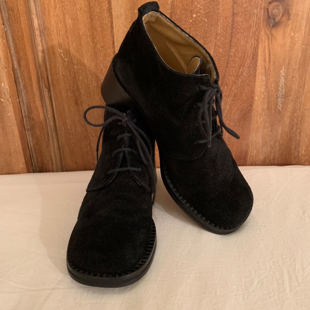Vintage Charlotte Halton Suede Black Round Toe Lace Up Ankle Bootie Size 6